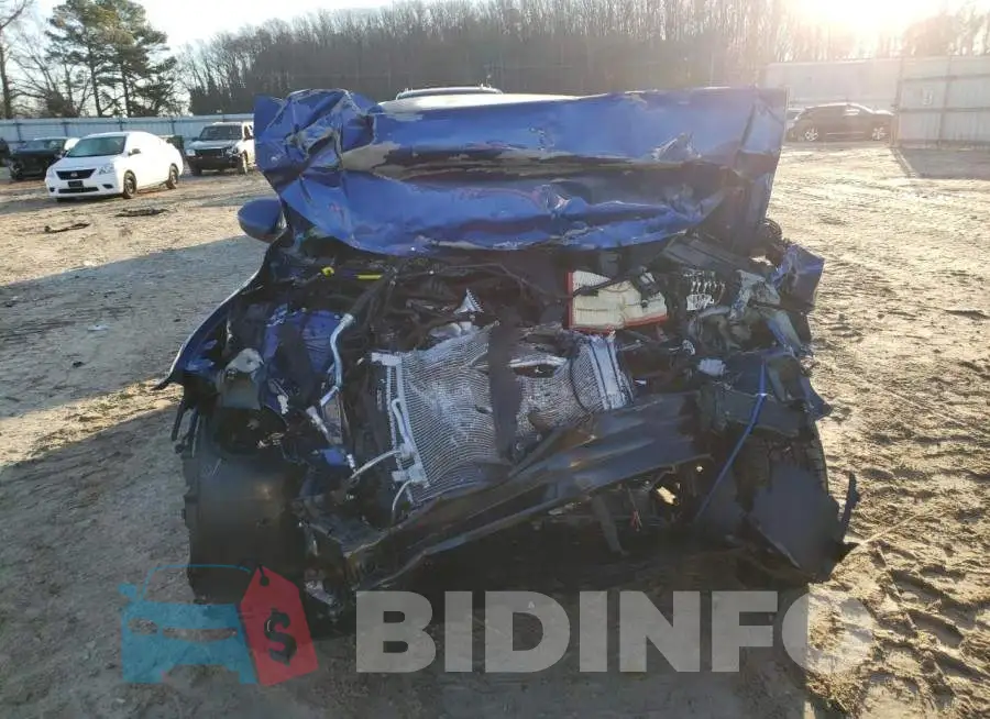 3VW7M7BU5NM034254 Photo# 5