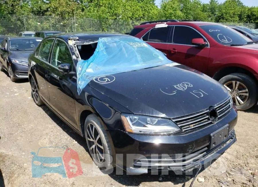 3VWDB7AJ5HM263747 Photo# 1