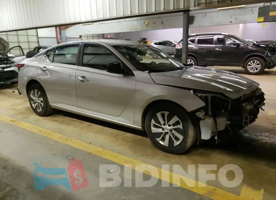 1N4BL4BV1KC246238 Photo# 4