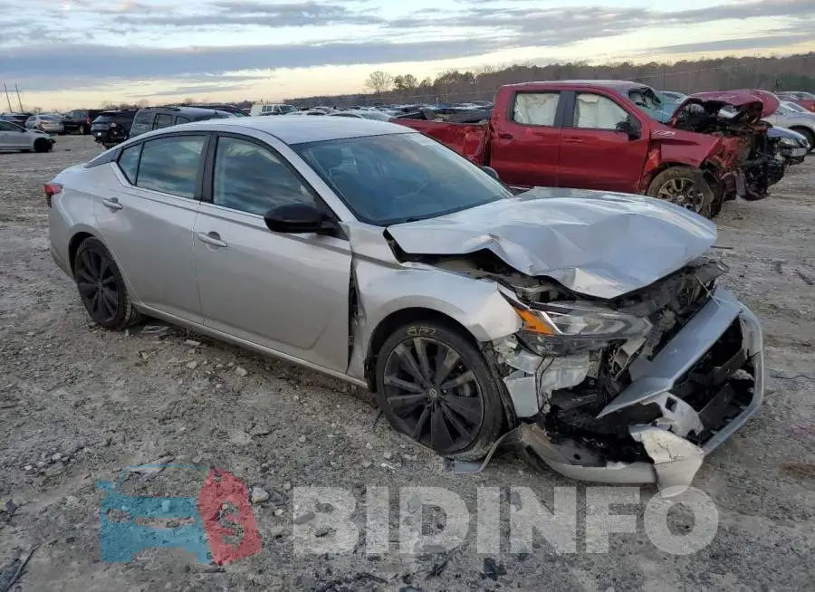 1N4BL4CV5KC148859 Photo# 4