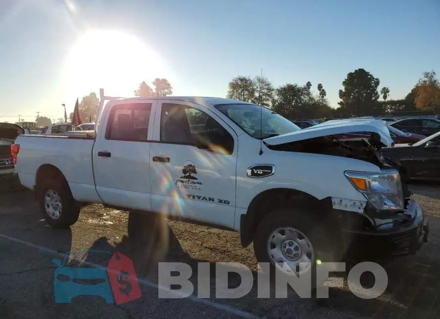 1N6AA1F15HN501534 Photo# 4