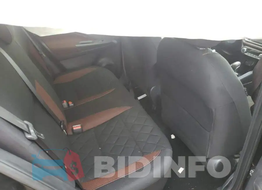 3N1CP5CU4JL522500 Photo# 10