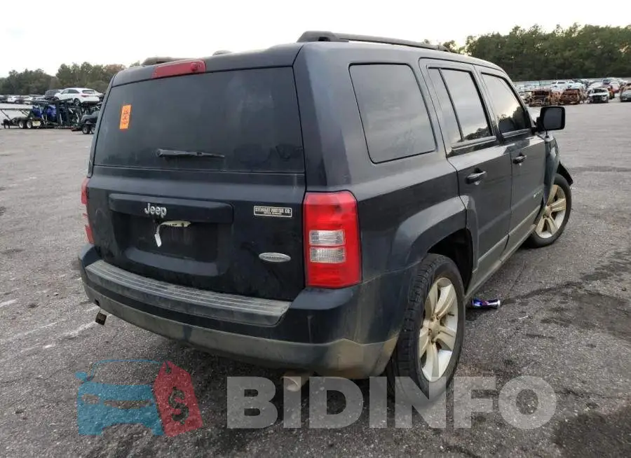 1C4NJPFB6GD589725 Photo# 3