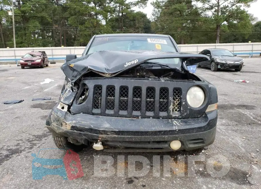1C4NJPFB6GD589725 Photo# 5