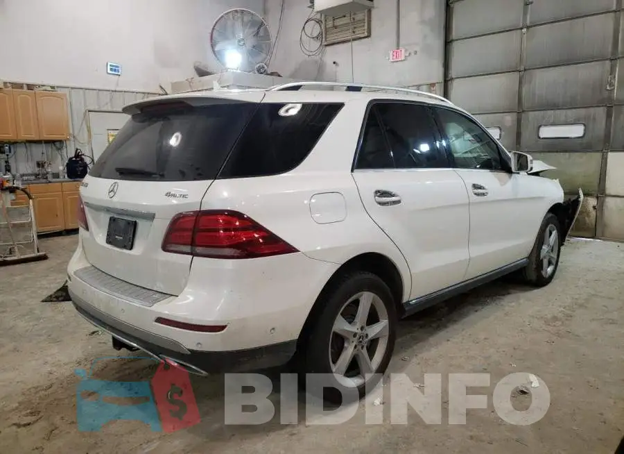 4JGDA5HB7JB152828 Photo# 3