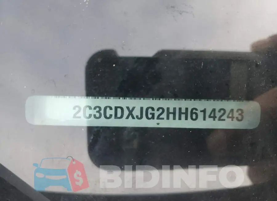 2C3CDXJG2HH614243 Photo# 12