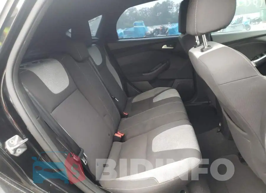 1FADP3L94EL428433 Photo# 6