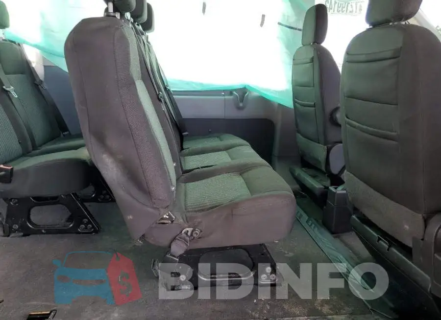 1FBZX2CM6HKA29312 Photo# 11