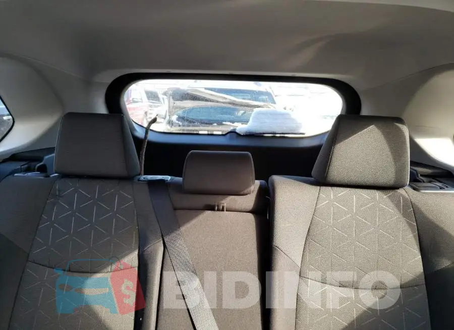 2T3RWRFV6LW093183 Photo# 10