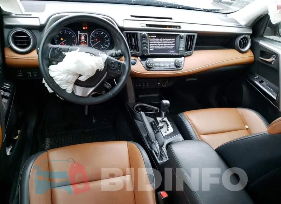 2T3YFREV2JW429082 Photo# 8