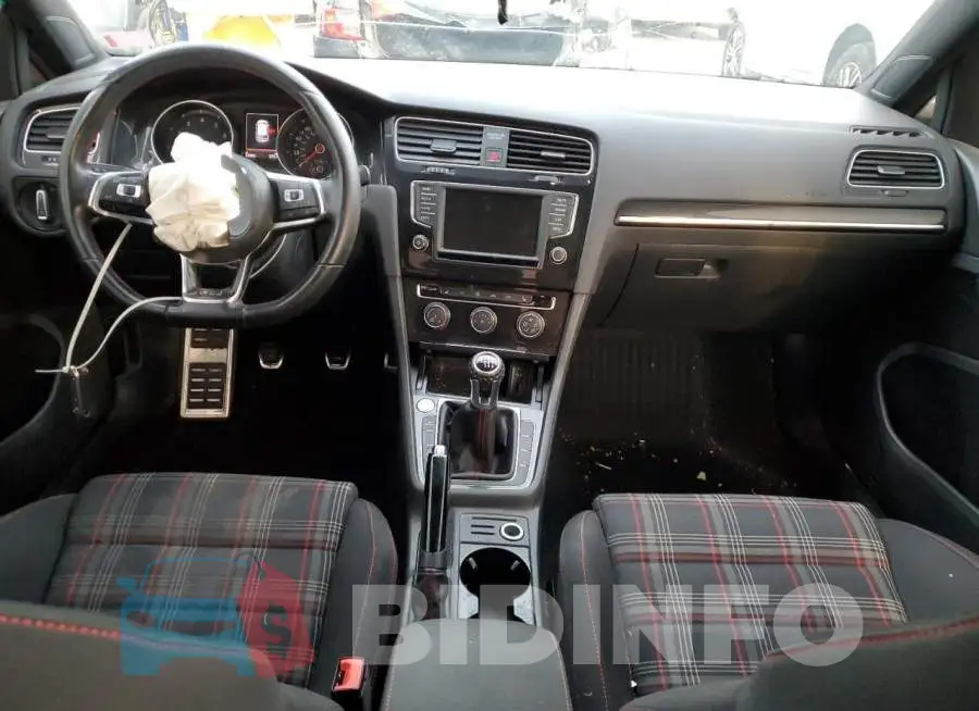 3VW547AU3HM031687 Photo# 8