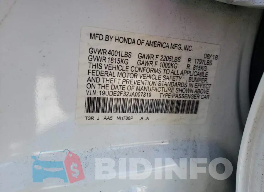19UDE2F32JA007819 Photo# 12