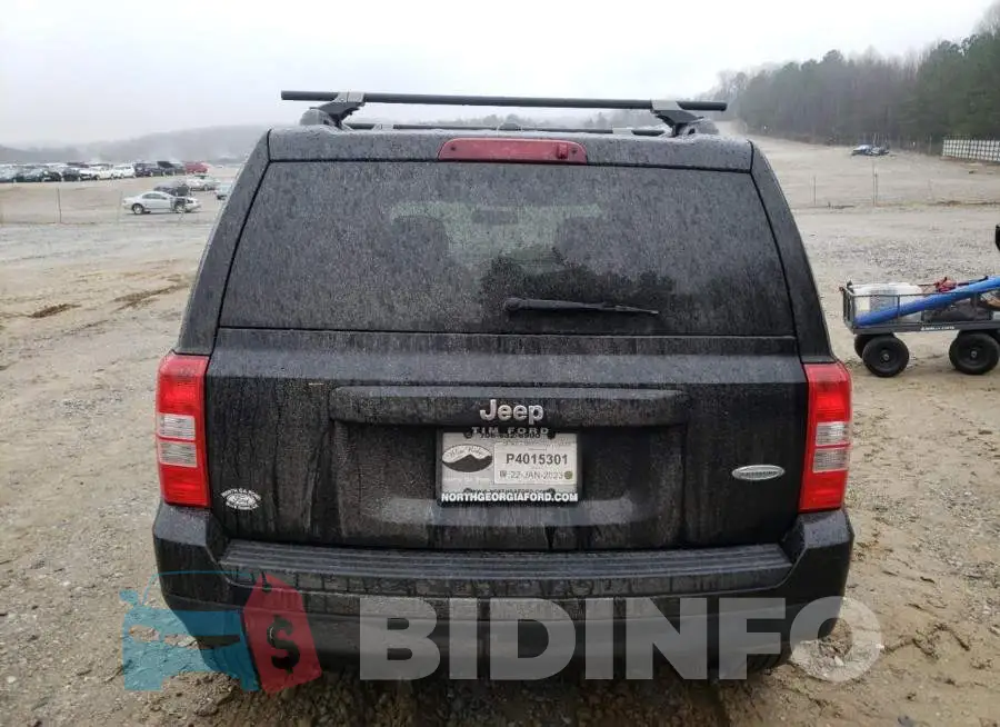 1C4NJPFB3HD158647 Photo# 6