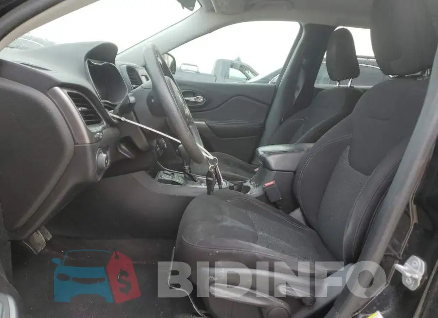 1C4PJLCB1KD312155 Photo# 7