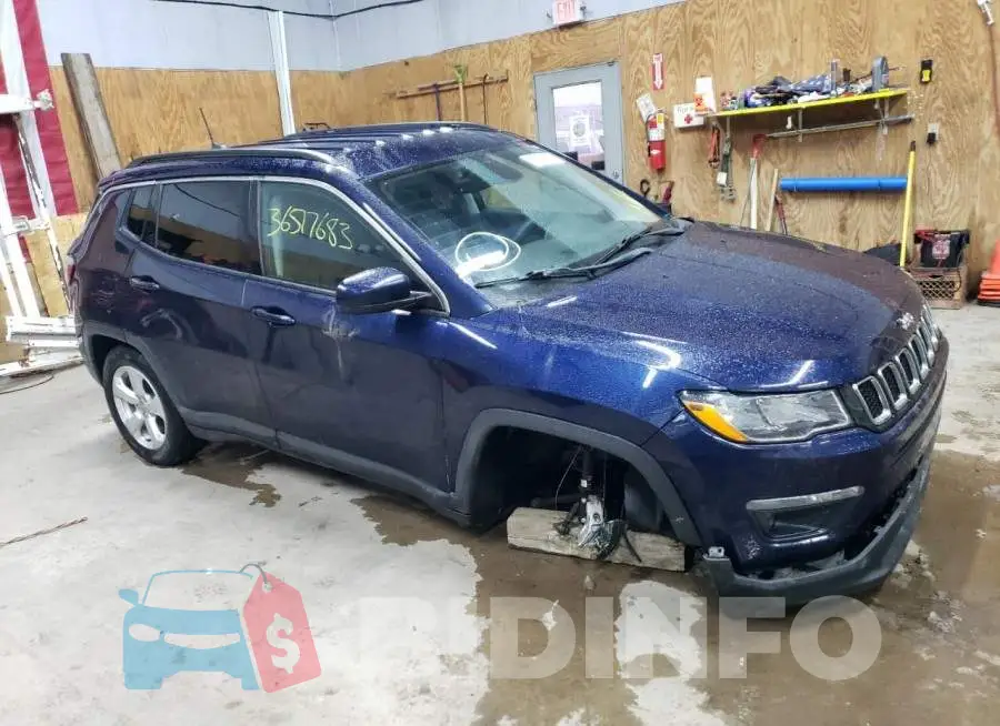 3C4NJDBBXJT201837 Photo# 4