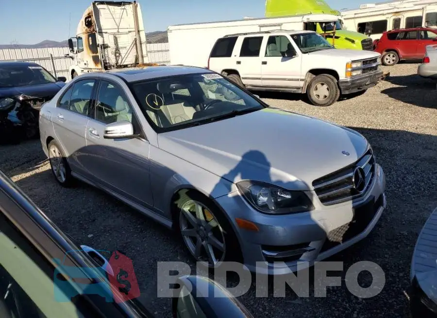 WDDGF4HB8EA965092 Photo# 4