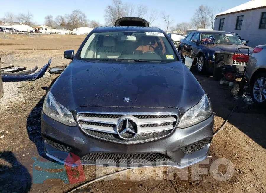 WDDHF5KB9EB017152 Photo# 5