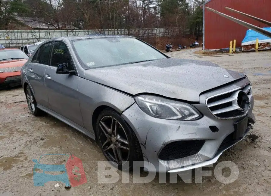 WDDHF8JB4FB120564 Photo# 4
