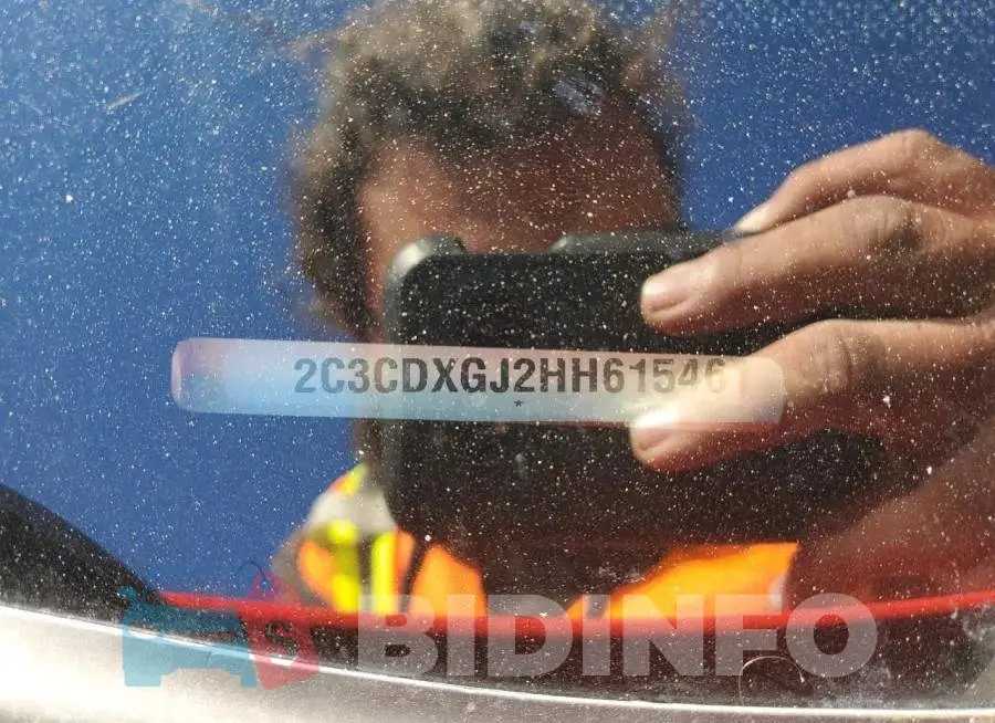 2C3CDXGJ2HH615461 Photo# 12
