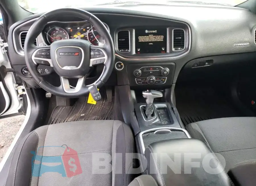 2C3CDXHG1FH886835 Photo# 8