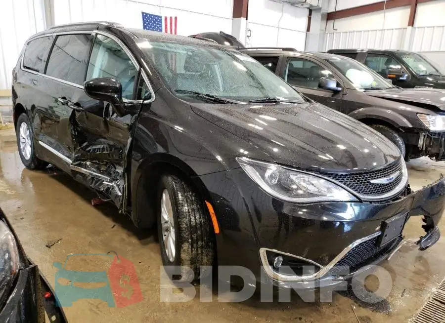 2C4RC1BG2LR100822 Photo# 4