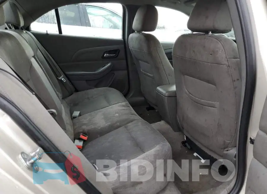 1G11B5SL3EF174984 Photo# 10