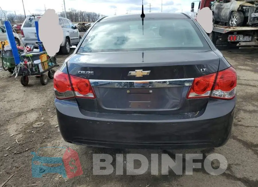 1G1PC5SB5E7425061 Photo# 6