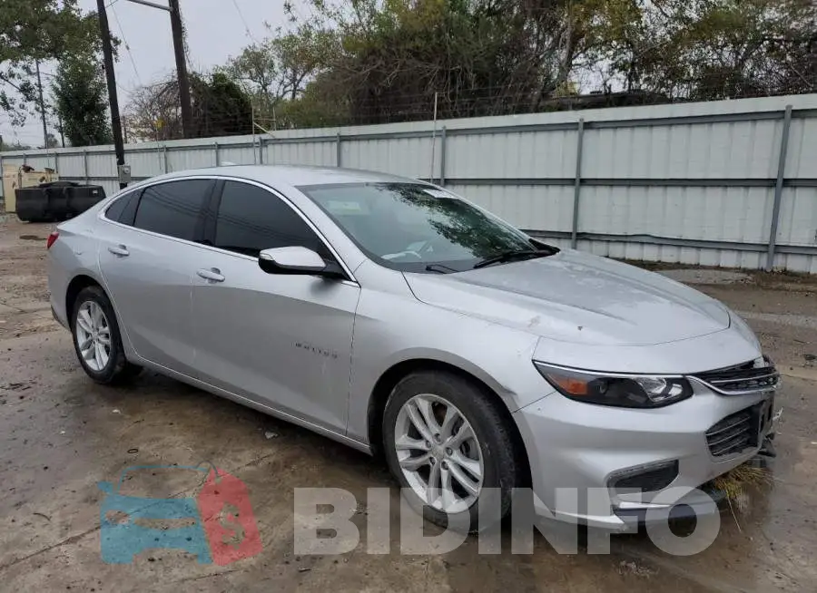 1G1ZD5ST2JF150098 Photo# 4