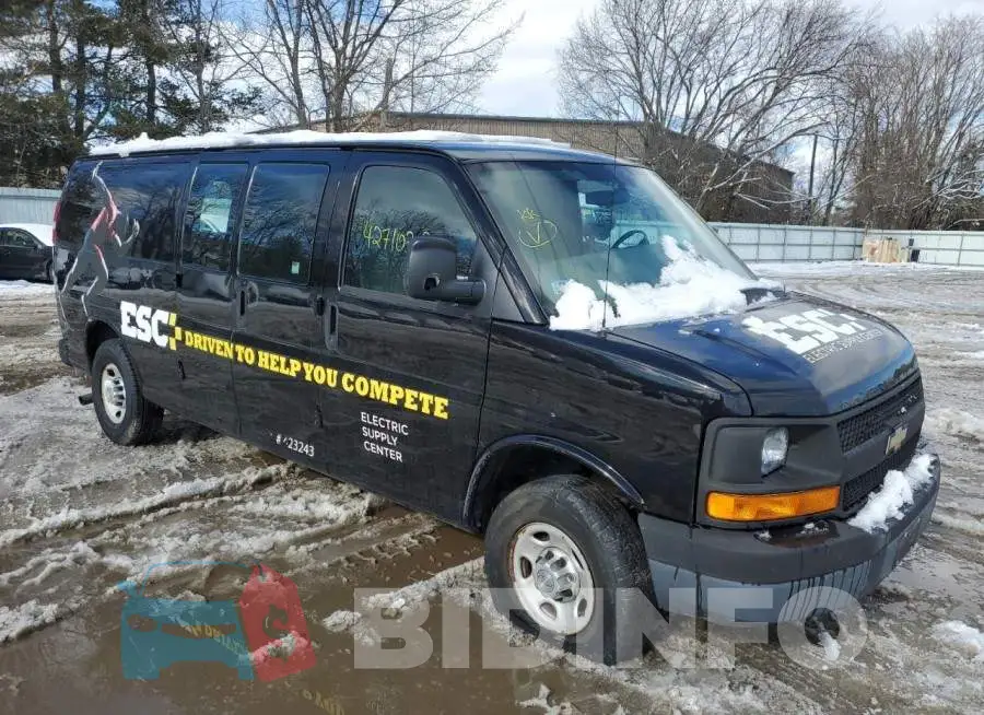 1GCWGGCA0E1112740 Photo# 4