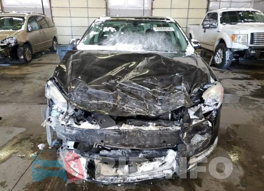 2G1WB5E39E1109582 Photo# 5