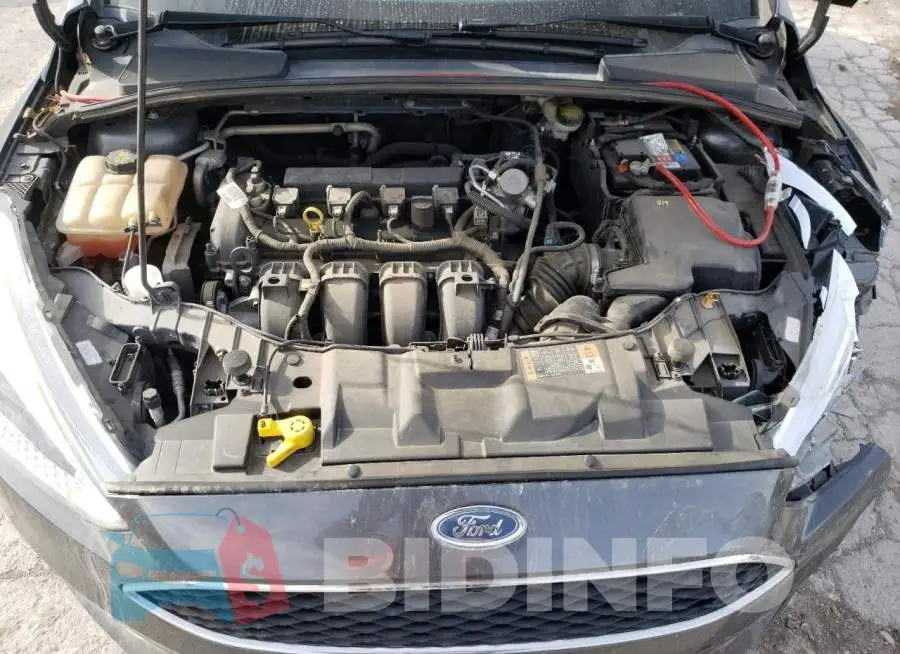 1FADP3E27GL398704 Photo# 11