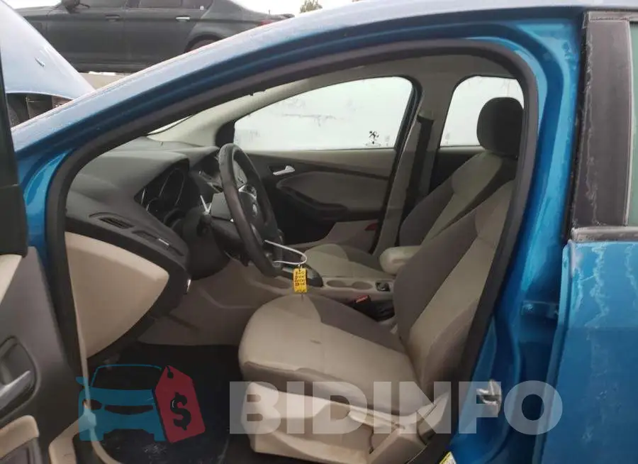 1FADP3F2XEL135246 Photo# 7