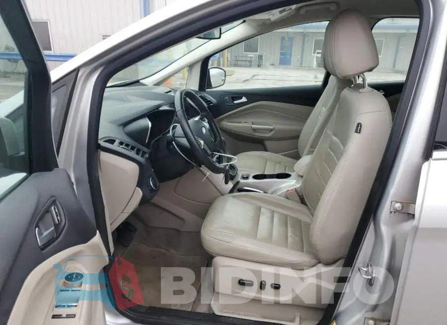 1FADP5BU3FL119121 Photo# 7