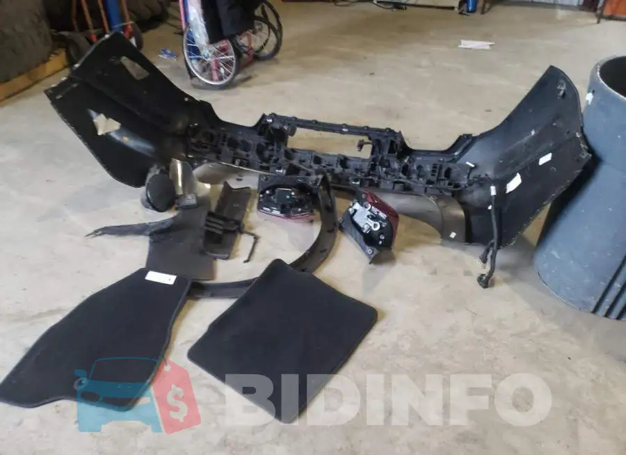 1FM5K8GT5KGB51212 Photo# 13