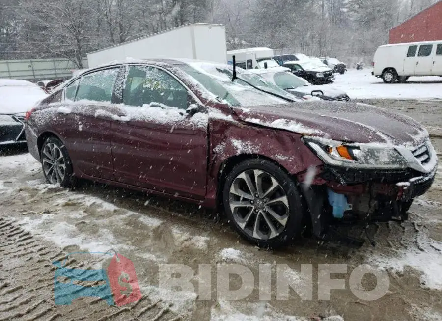 1HGCR2F52FA123532 Photo# 4