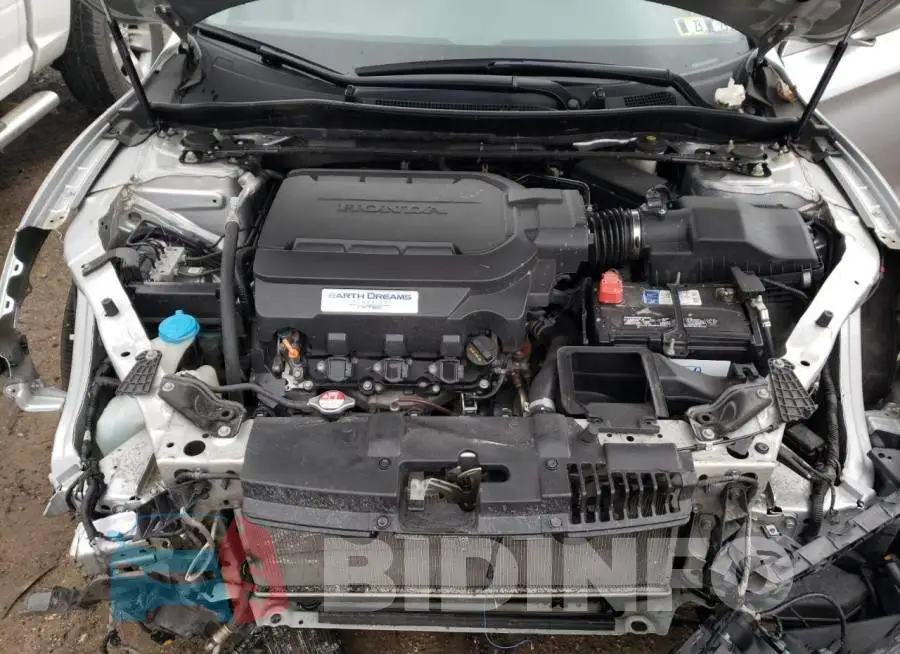 1HGCR3F81FA009537 Photo# 11