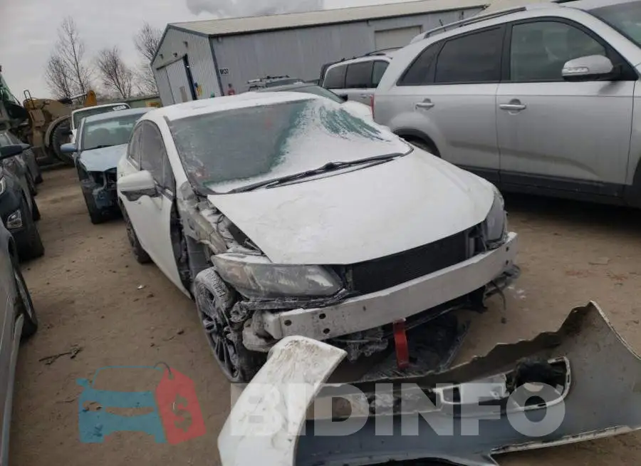 2HGFB6E51FH701048 Photo# 4