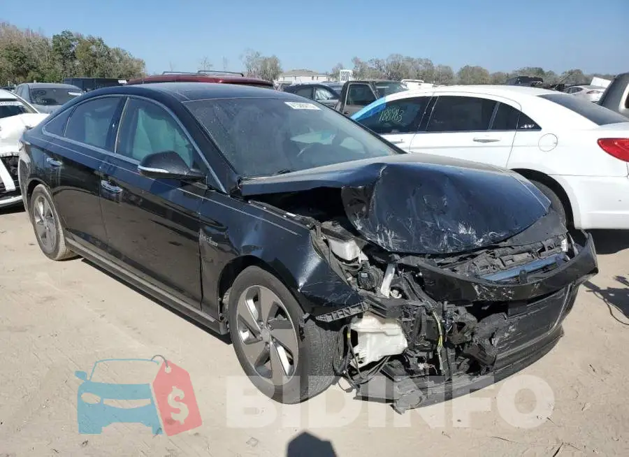 KMHE34L10HA047815 Photo# 4