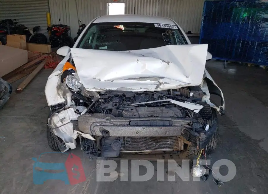 KNADM5A32G6597300 Photo# 5