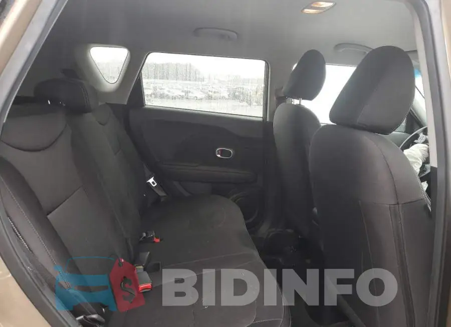 KNDJN2A26F7178643 Photo# 10