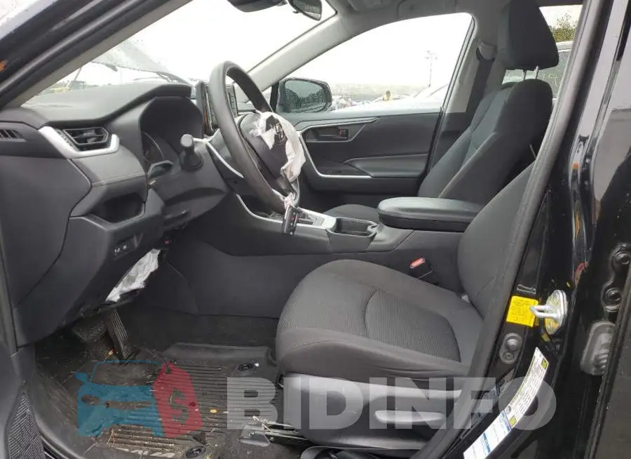 2T3F1RFV8LC066828 Photo# 7