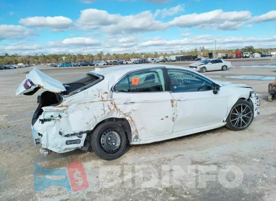 4T1G11AK2PU721727 Photo# 3