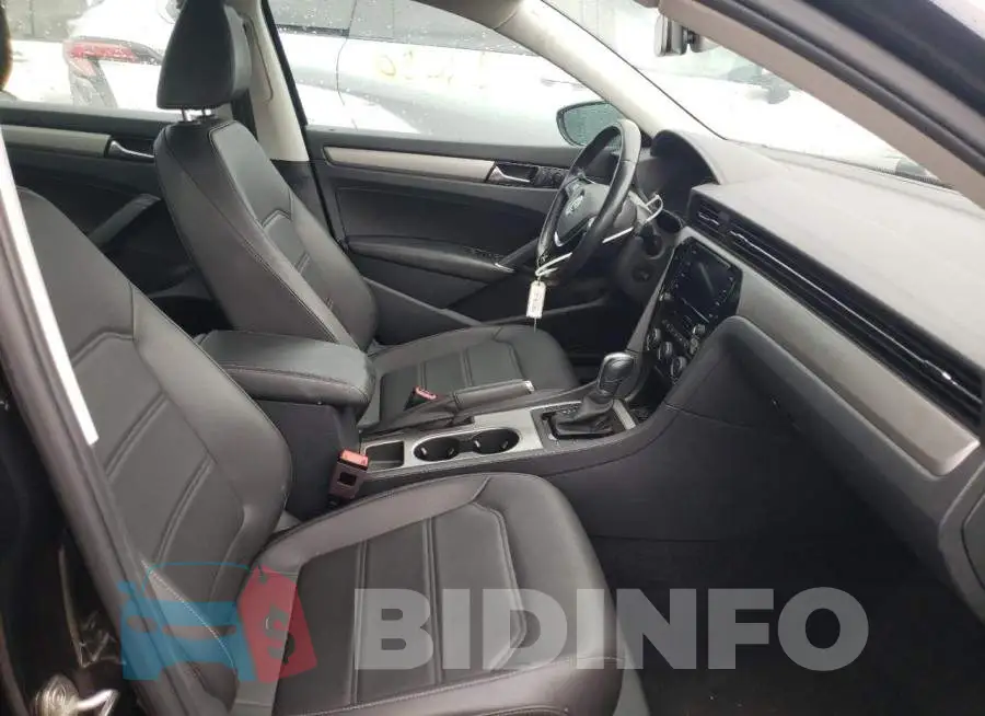 1VWSA7A34LC016872 Photo# 5