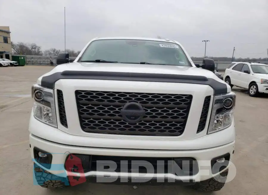 1N6AA1E59JN550052 Photo# 5