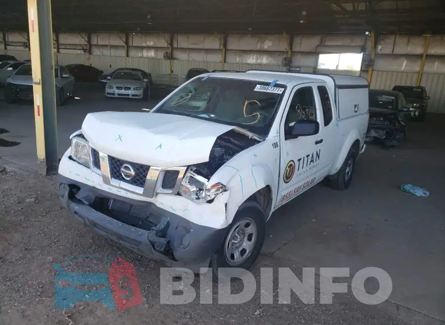 1N6BD0CT3JN769127 Photo# 2