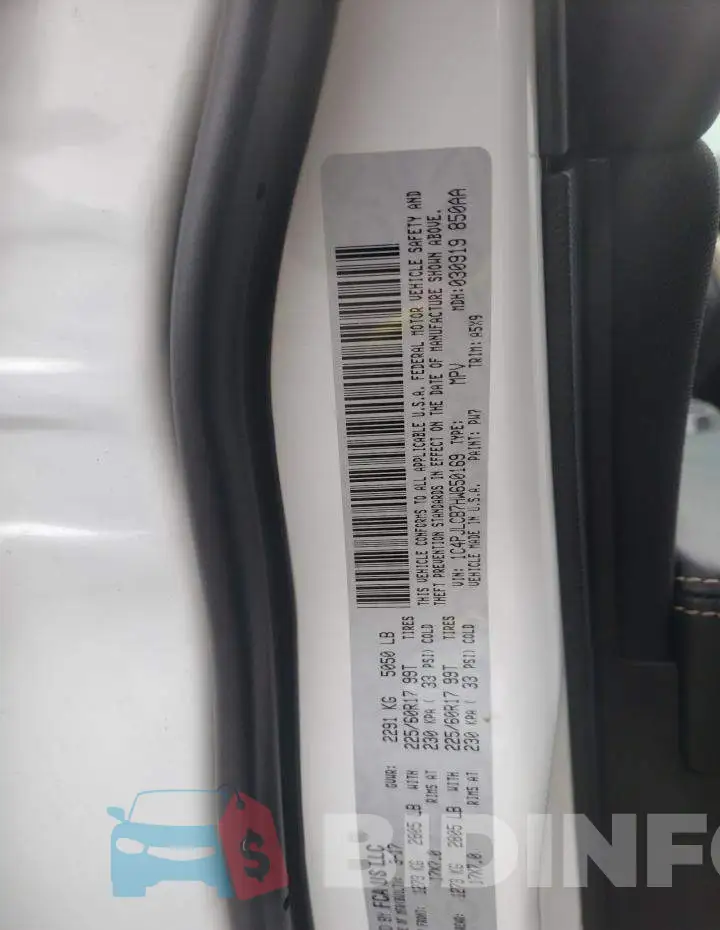 1C4PJLCB7HW650169 Photo# 13