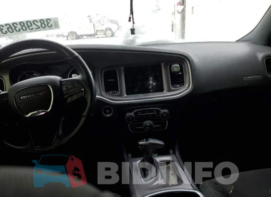 2C3CDXJG8KH523713 Photo# 8