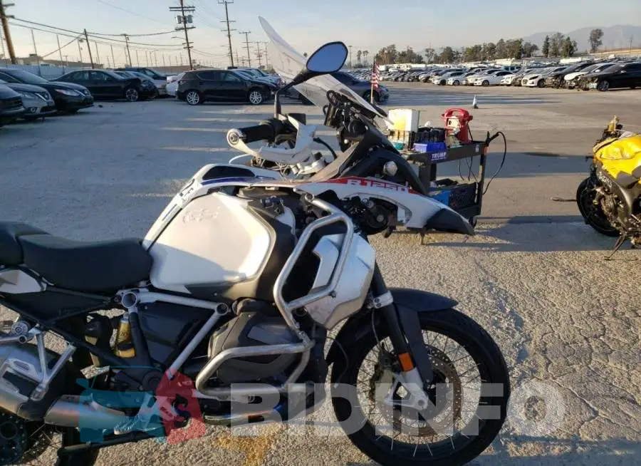 WB10M1302N6F06830 Photo# 5