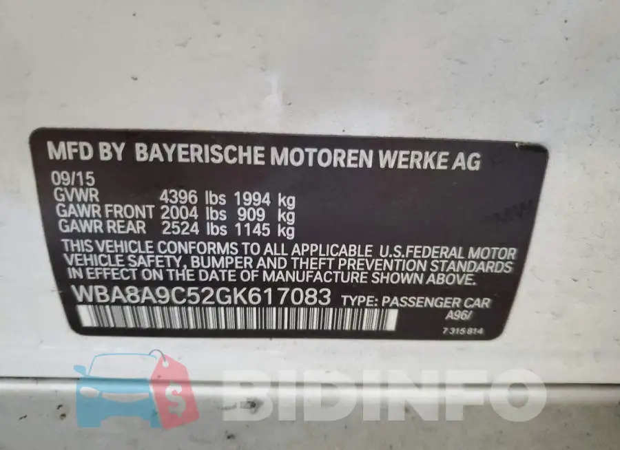WBA8A9C52GK617083 Photo# 12