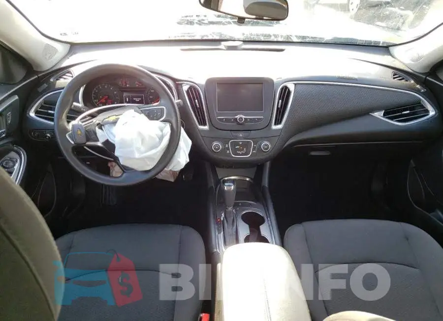 1G1ZD5ST9JF127112 Photo# 8